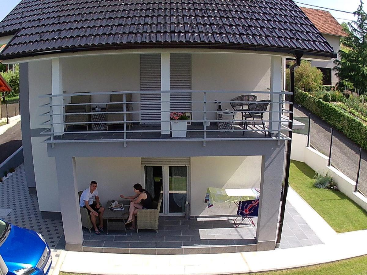 Appartement Aqua-Tuhelj- Sky à Tuheljske Toplice Extérieur photo